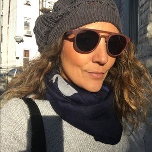 Meet your Posher, Luz